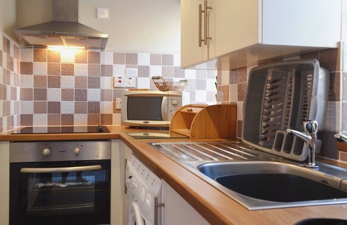 Anstruther Cottage | 1 bedroom accommodation in Cellardyke, near Anstruther