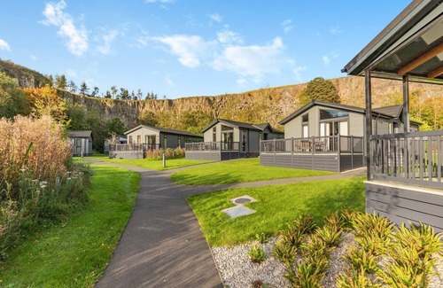 Newton Grange Ski Chalet | 1 bedroom accommodation in Ashbourne