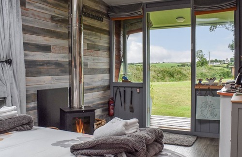 Dworp Cottage | 1 bedroom accommodation in Beaworthy