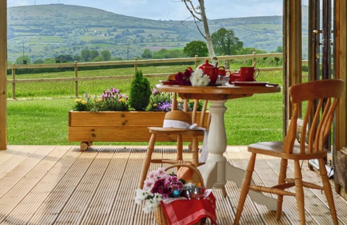 Callington Cottage | 1 bedroom accommodation in South Hill, near Tamar Valley
