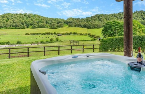 Cotebrook House | 1 bedroom accommodation in Broxton, Nr Chester