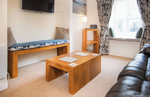 Inverness City Centre Cottage | 1 bedroom accommodation in Inverness