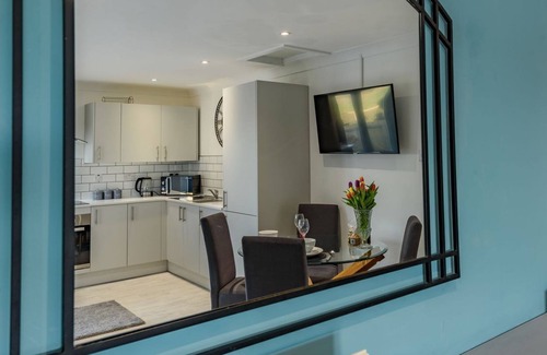 Llangynin Cottage | 1 bedroom accommodation in Llangynin