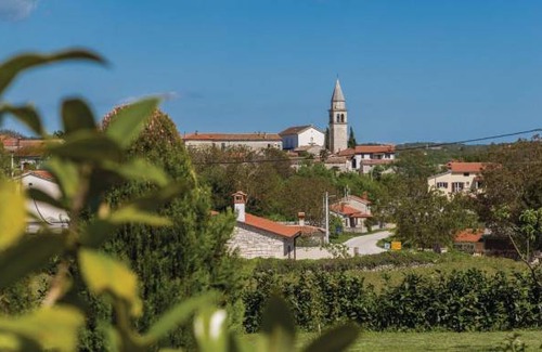 Kringa Apartment | 1 bedroom accommodation in Kringa