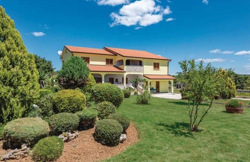 Kringa Apartment | 1 bedroom accommodation in Kringa