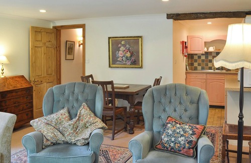Axminster Cottage | 1 bedroom accommodation in Dalwood, near Axminster