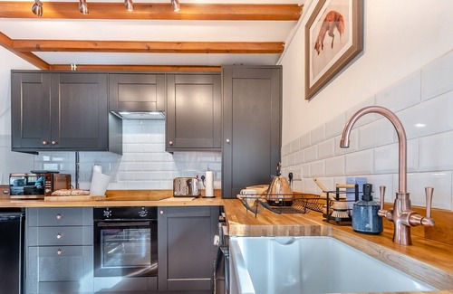 Cribyn Cottage | 1 bedroom accommodation in Cribyn, near Lampeter