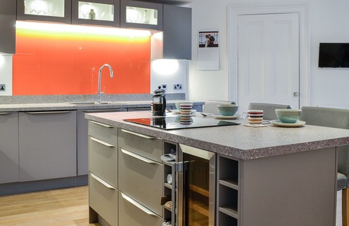 Montrose Cottage | 1 bedroom accommodation in Montrose