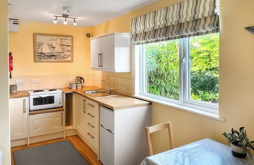 St. Mawes Apartment | 1 bedroom accommodation in St Mawes