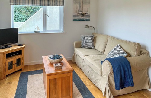 St. Mawes Apartment | 1 bedroom accommodation in St Mawes