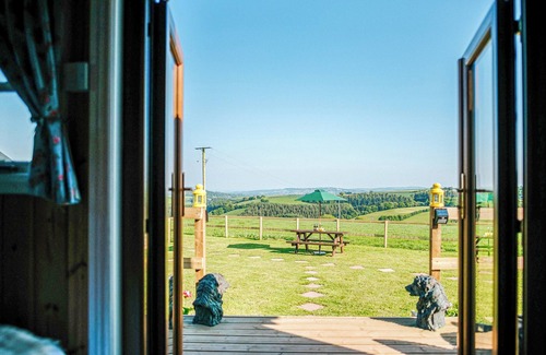 Christchurch Cottage | 1 bedroom accommodation in Tiverton