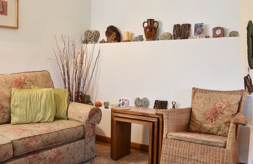 Abbotsbury Cottage | 1 bedroom accommodation in Abbotsbury, near Weymouth