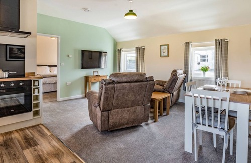 Whitland Cottage | 1 bedroom accommodation in Red Roses, near Pendine