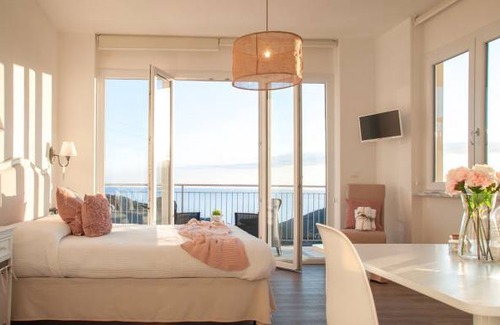 Tessi Apartment | 1 bedroom accommodation in Moneglia