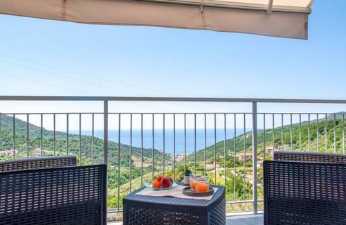 Tessi Apartment | 1 bedroom accommodation in Moneglia