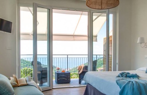 Tessi Apartment | 1 bedroom accommodation in Moneglia