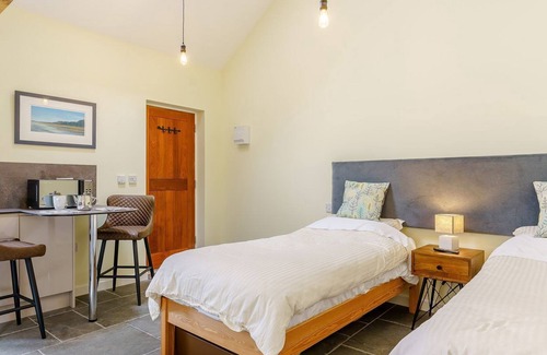 Monknash Cottage | 1 bedroom accommodation in Monknash, near Cowbridge