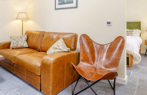 Monknash Cottage | 1 bedroom accommodation in Monknash, near Cowbridge