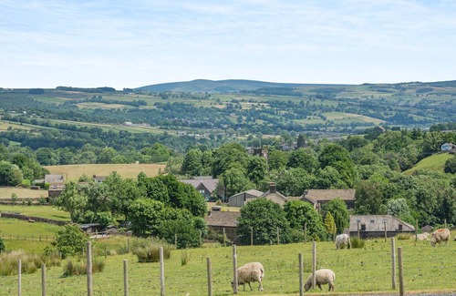 Cowling Cottage | 1 bedroom accommodation in Cowling