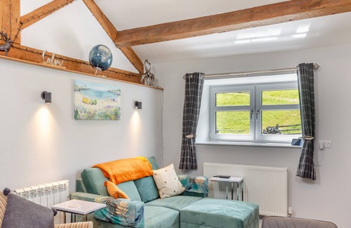 Cowling Cottage | 1 bedroom accommodation in Cowling