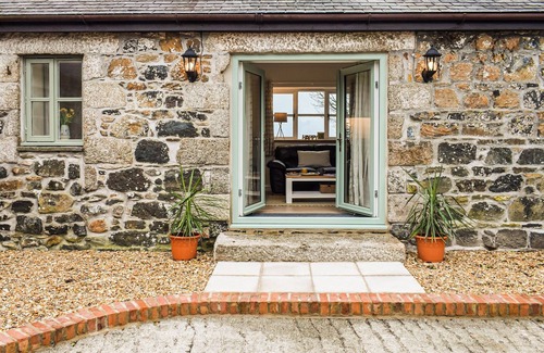 Cury Cottage | 1 bedroom accommodation in Helston, near Helston and the Lizard Peninsula