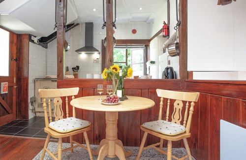 Liskeard Cottage | 1 bedroom accommodation in Merrymeet, near Liskeard