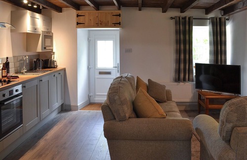 Pen-y-sarn Cottage | 1 bedroom accommodation in Penysarn