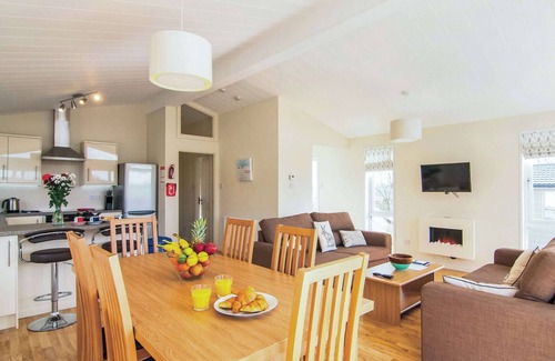 Carnmenellis Ski Chalet | 1 bedroom accommodation in Carnmenellis, Nr Falmouth
