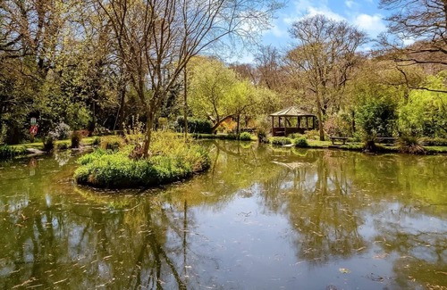 Saltash Ski Chalet | 1 bedroom accommodation in Notter Bridge, Saltash
