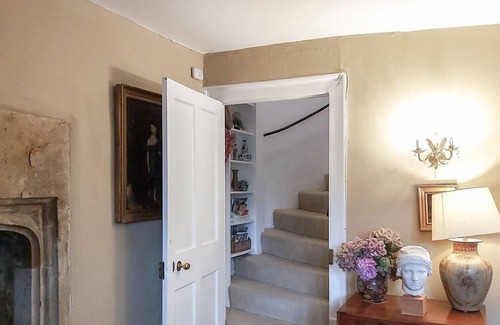 Somerton Cottage | 1 bedroom accommodation in Somerton, near Glastonbury