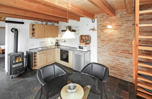 Warthe House | 1 bedroom accommodation in Warthe