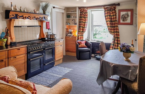 Crieff Cottage | 1 bedroom accommodation in Crieff
