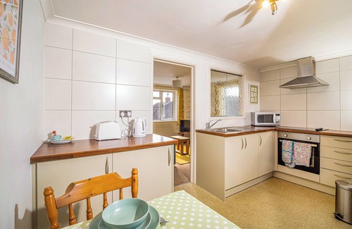 Exeter Cottage | 1 bedroom accommodation in Nadderwater, near Exeter