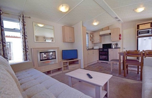 Hamble-le-Rice Cabin | 1 bedroom accommodation in Hamble