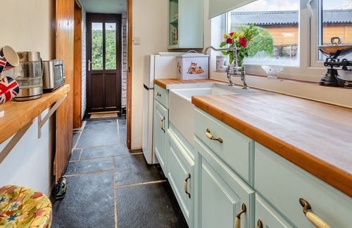 Louth Cottage | 1 bedroom accommodation in Louth