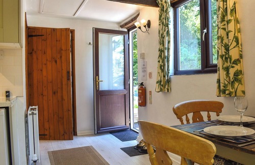 Looe Cottage | 1 bedroom accommodation in Morval