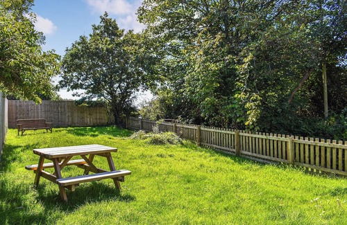 Looe Cottage | 1 bedroom accommodation in Morval