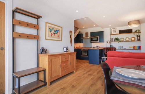 Inchbrook Apartment | 1 bedroom accommodation in Stroud