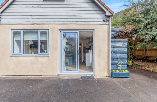 Beckington Cottage | 1 bedroom accommodation in Beckington, near Frome