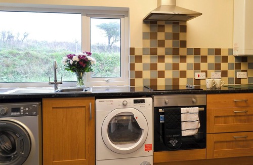 Bude Cottage | 1 bedroom accommodation in Welcombe, near Bude