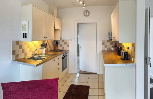 Louth Cottage | 1 bedroom accommodation in Little Tathwell, near Louth