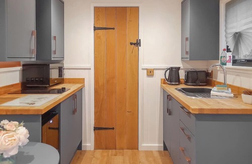 Ely Cottage | 1 bedroom accommodation in Ely