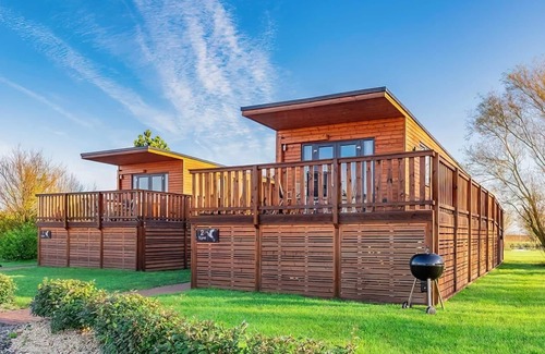 Ely Ski Chalet | 1 bedroom accommodation in Ely