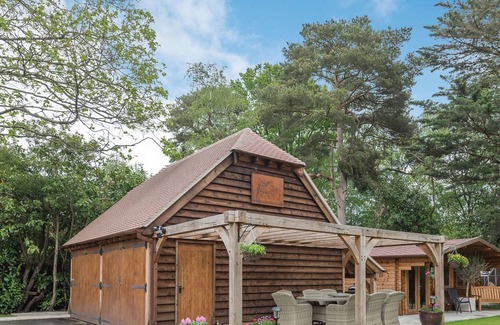 New Forest District Cottage | 1 bedroom accommodation in Hythe, near Southampton
