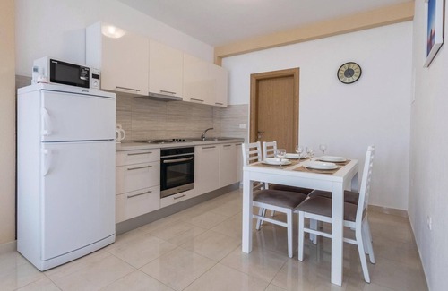 Komarna Apartment | 1 bedroom amazing apartment in Komarna
