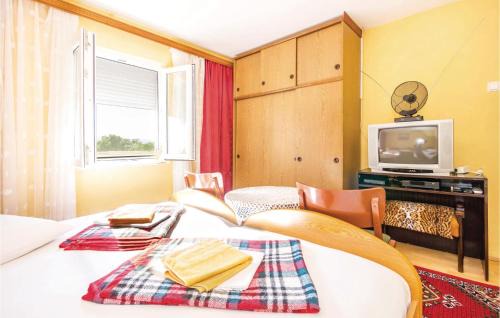 Karlobag Apartment | 1 Bedroom Amazing Apartment In Karlobag