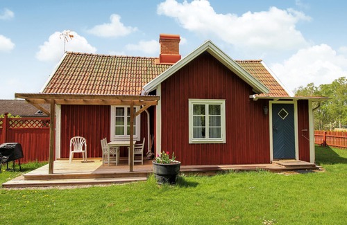 Bolmen House | 1 bedroom amazing home in Ljungby
