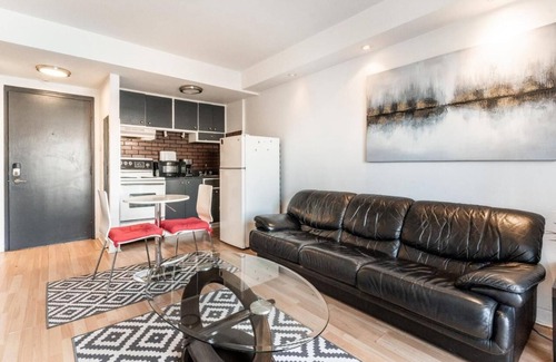 De Lorimier Apartment | 1 bedroom apartment close to Downtown