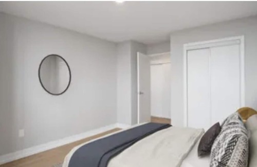 Parkdale Apartment | 1 Bedroom apartment Downtown Toronto