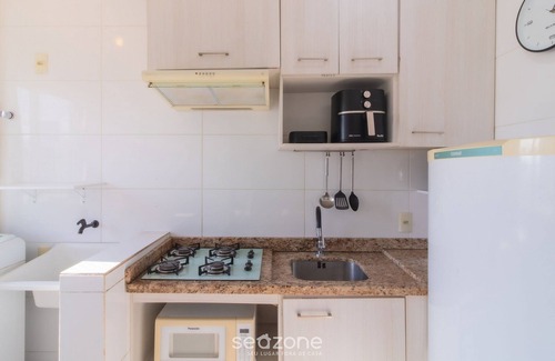 Centro Apartment | 1 Bedroom Apartment in Itajai Cst0905